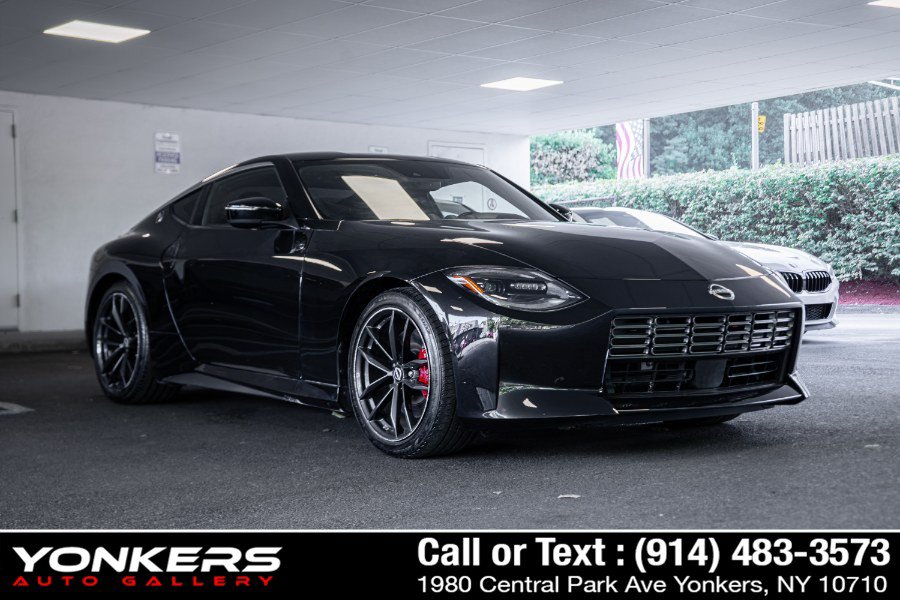 Used 2024 Nissan Z Performance w/ Floor Mat Package RWD image 5