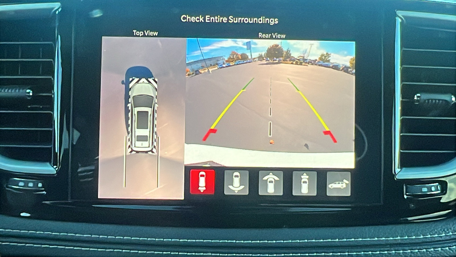 New 2026 Chrysler Pacifica Select image 22