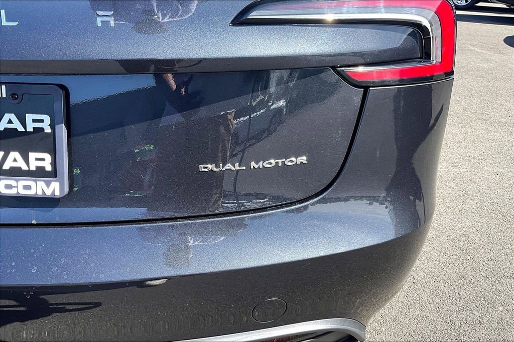 Used 2025 Tesla Model 3 Long Range image 8