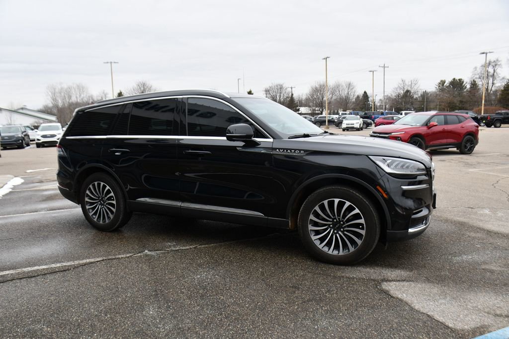 Used 2023 Lincoln Aviator Reserve w/ Equipment Group 201A AWD/4WD image 8