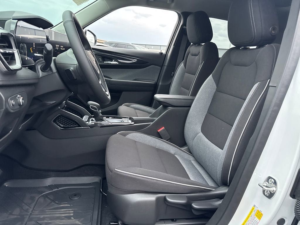 New 2026 Chevrolet TrailBlazer LT w/ LT Cold Weather Package FWD image 15
