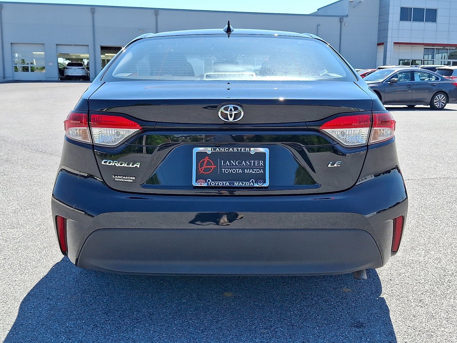 Used 2025 Toyota Corolla LE FWD image 6