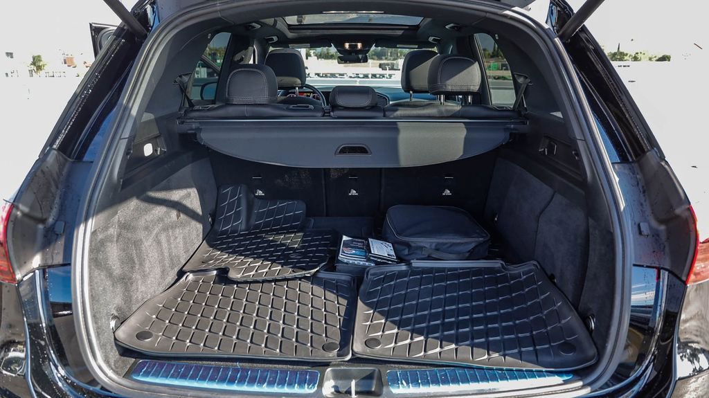 Used 2025 Mercedes-Benz GLE 450e 4MATIC image 28