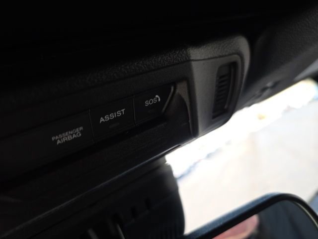 Used 2025 Jeep Wrangler Unlimited Sahara w/ Safety Group image 33