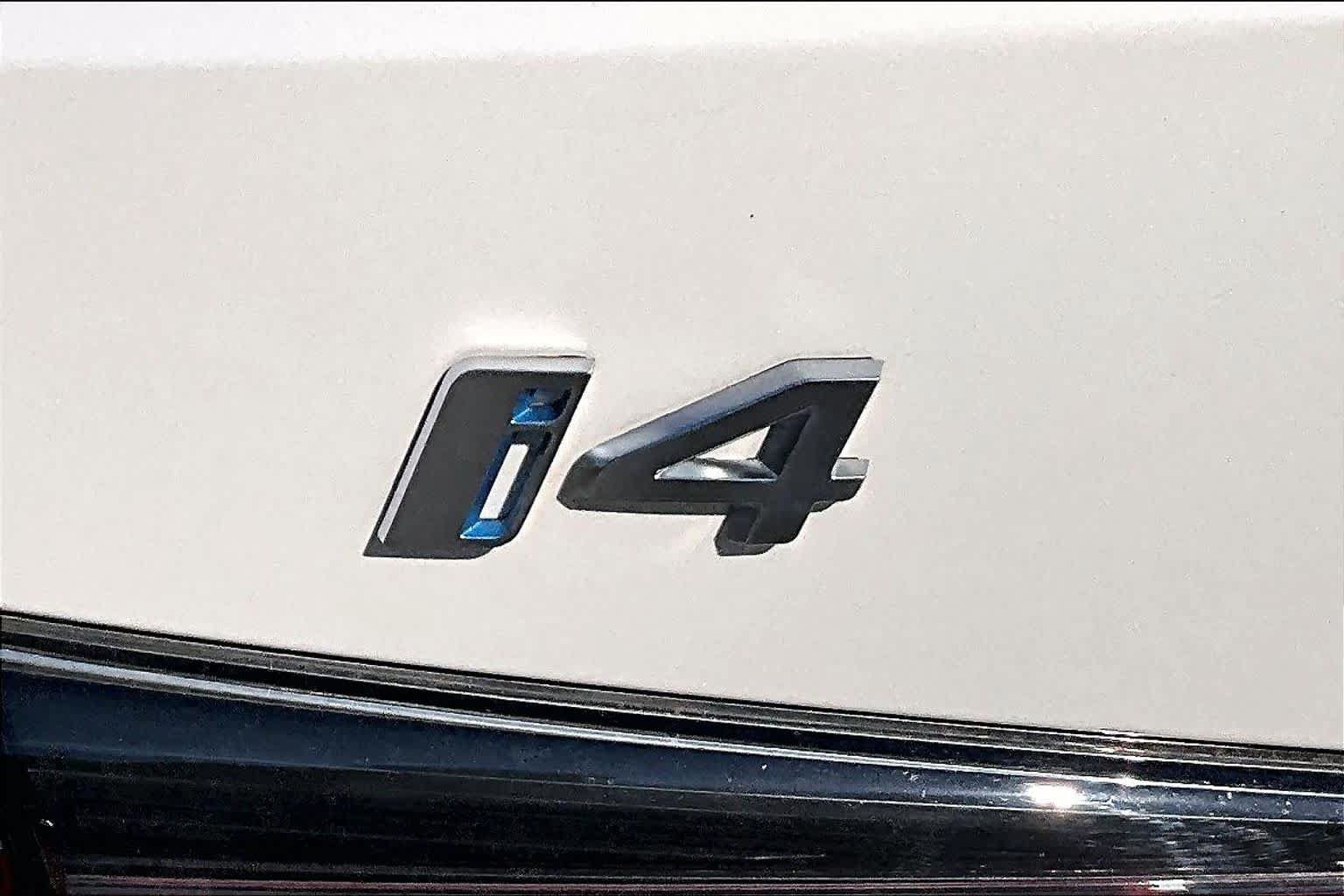 Used 2023 BMW i4 eDrive35 RWD image 32