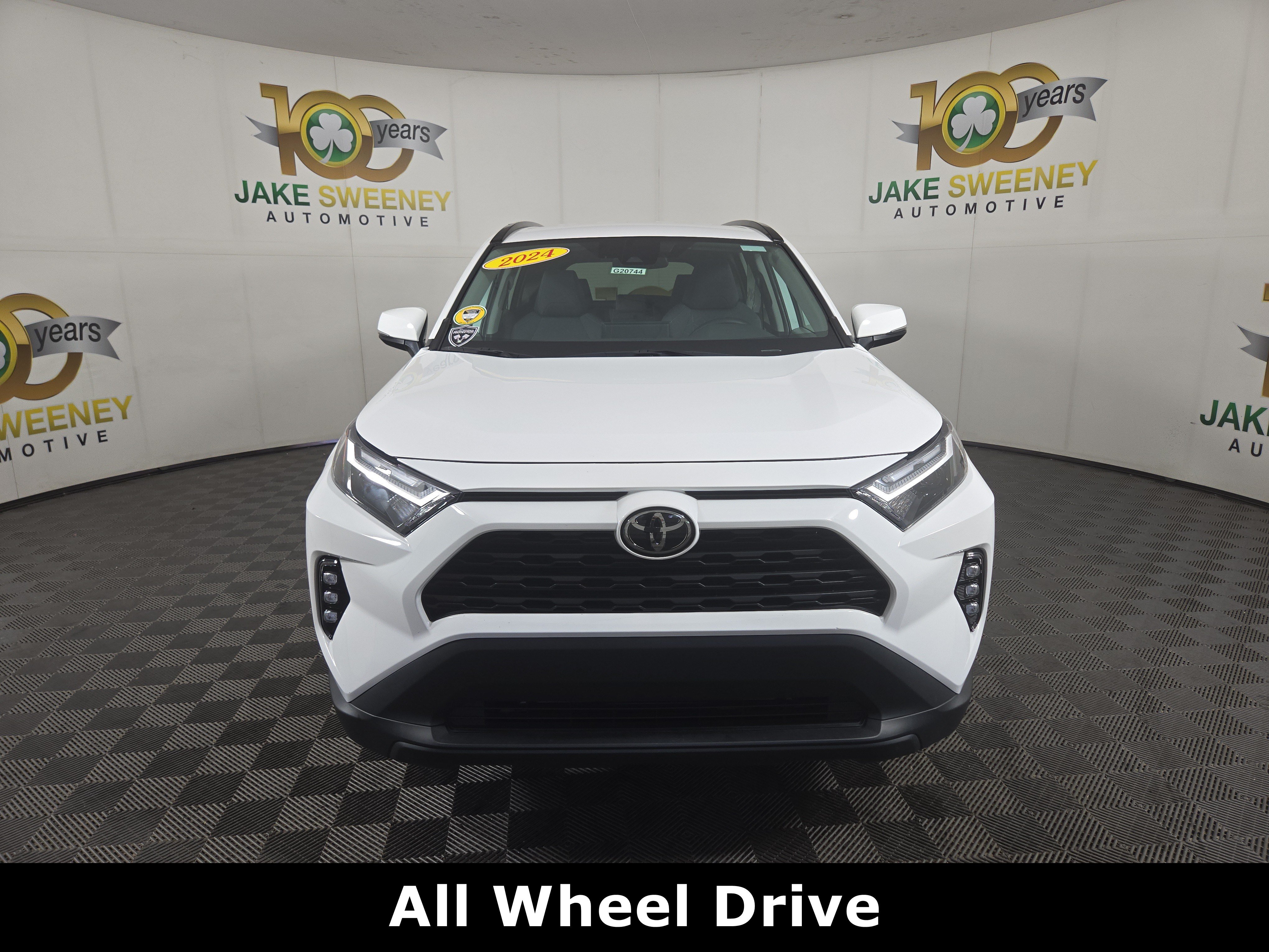 Used 2024 Toyota RAV4 XLE w/ Weather Package AWD/4WD image 2