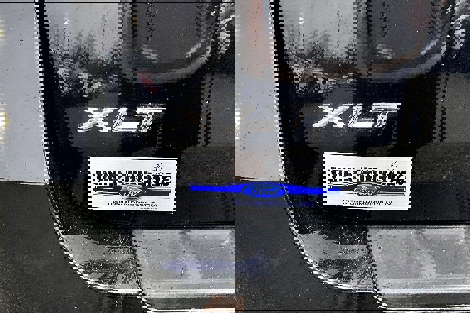 Used 2024 Ford Explorer XLT image 8