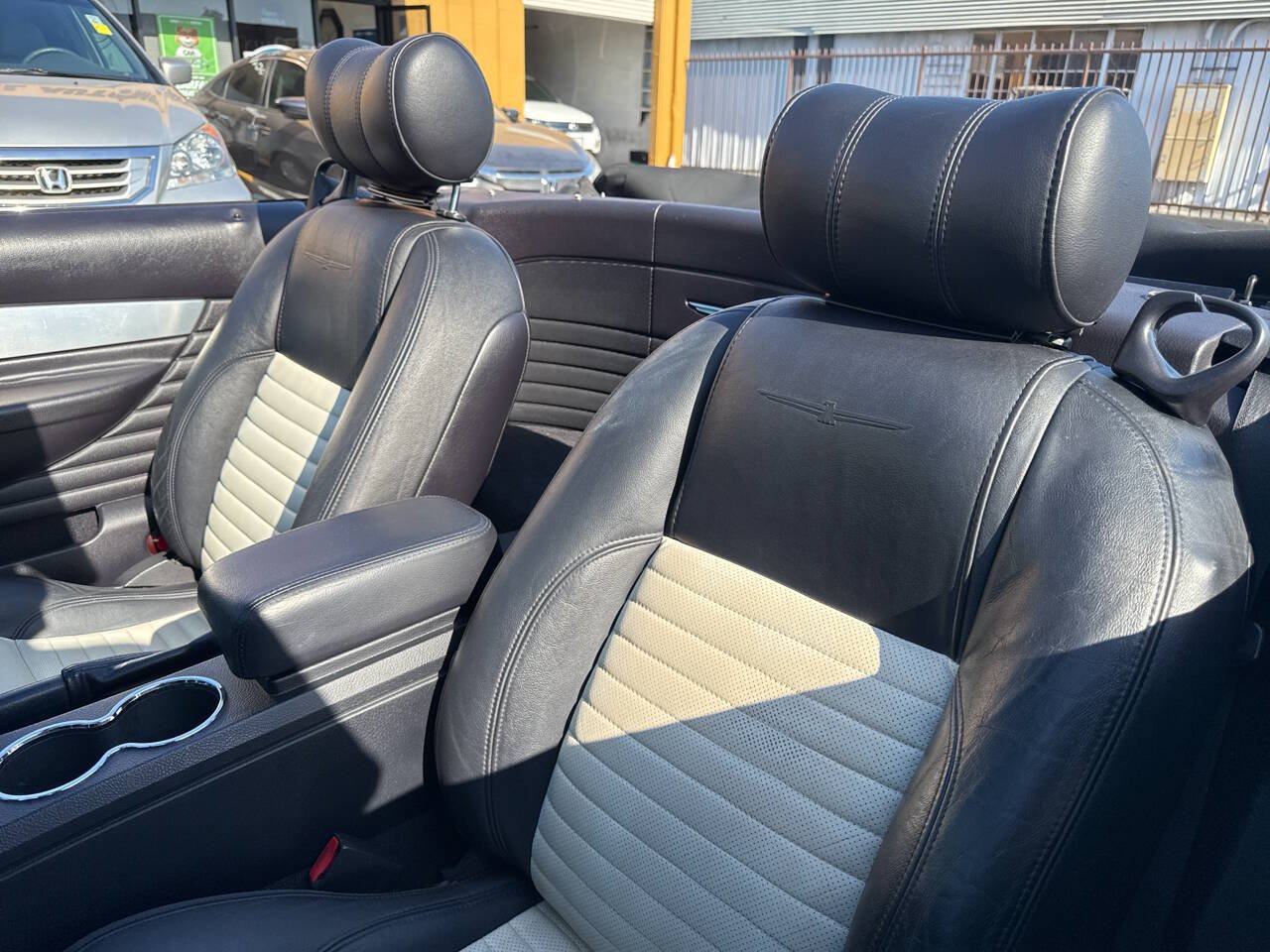 Used 2003 Ford Thunderbird RWD image 22