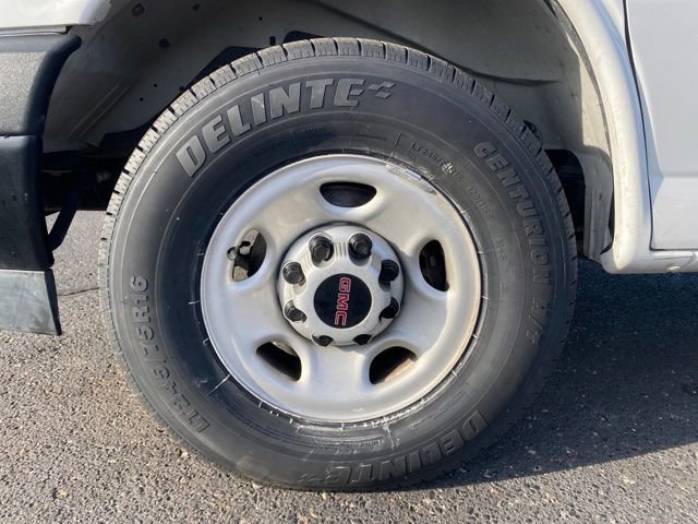 Certified 2024 GMC Savana 2500 Work Van w/ Driver Convenience Package image 18