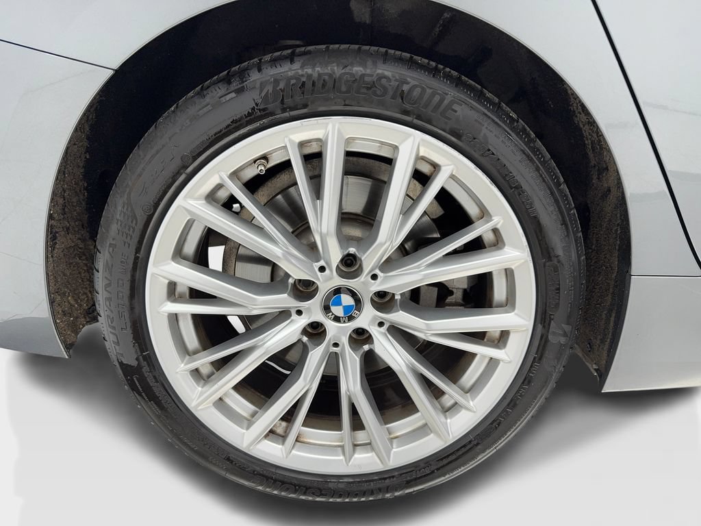 Used 2024 BMW 330i Sedan w/ Convenience Package RWD image 39