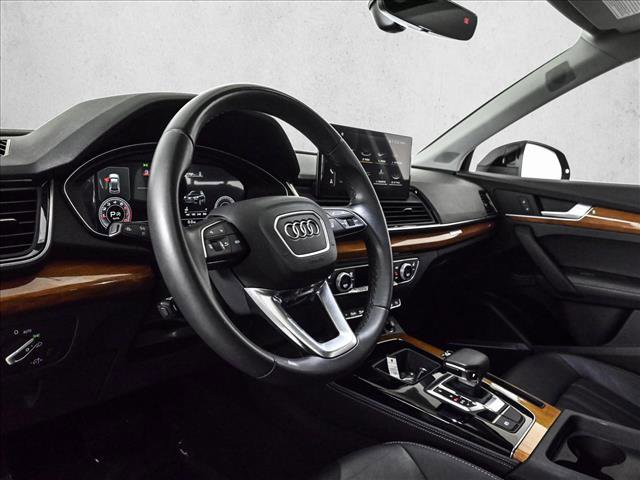 Used 2023 Audi Q5 2.0T Premium Plus w/ Premium Plus Package AWD/4WD image 10