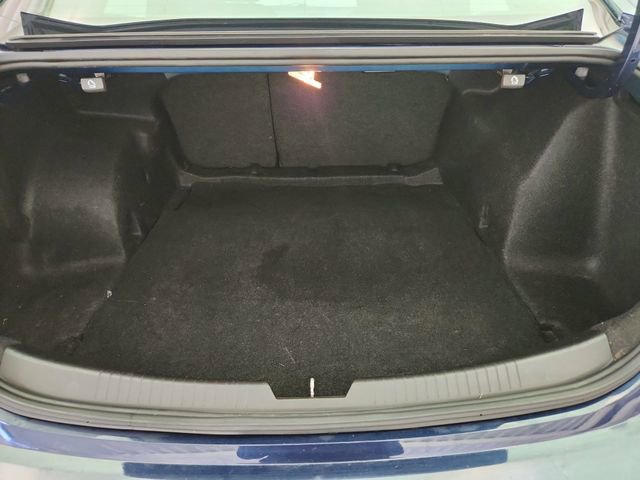 Used 2017 Chevrolet Malibu LT FWD image 27