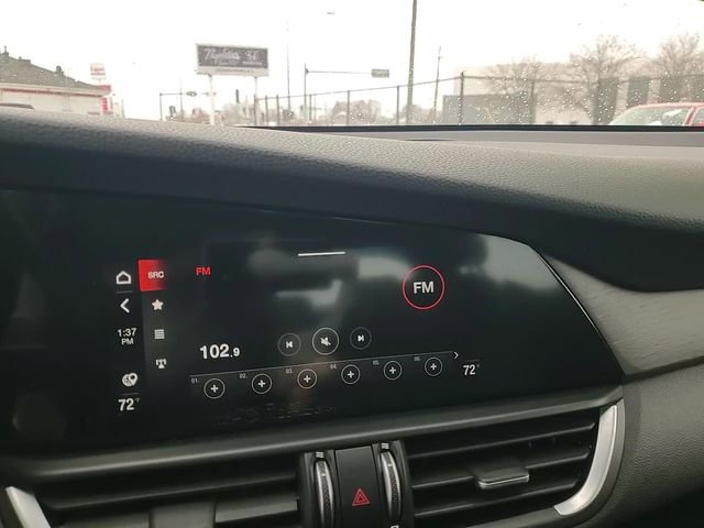 Used 2023 Alfa Romeo Giulia Ti image 22