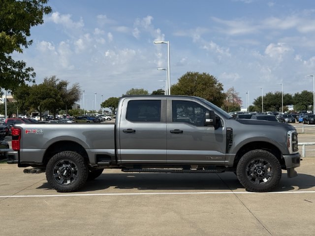Used 2024 Ford F250 XL w/ STX Appearance Package AWD/4WD image 3