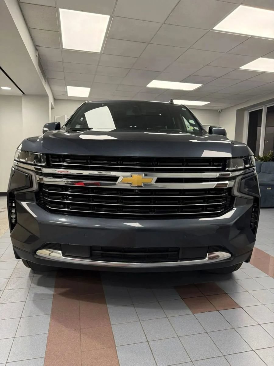 Used 2021 Chevrolet Tahoe LT w/ LT Signature Package AWD/4WD image 3