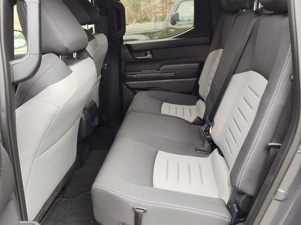 Used 2024 Toyota Tacoma TRD Off-Road image 16