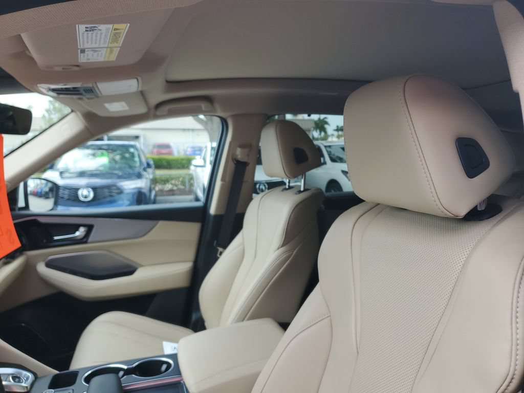 Certified 2023 Acura MDX FWD w/ Technology Package image 23