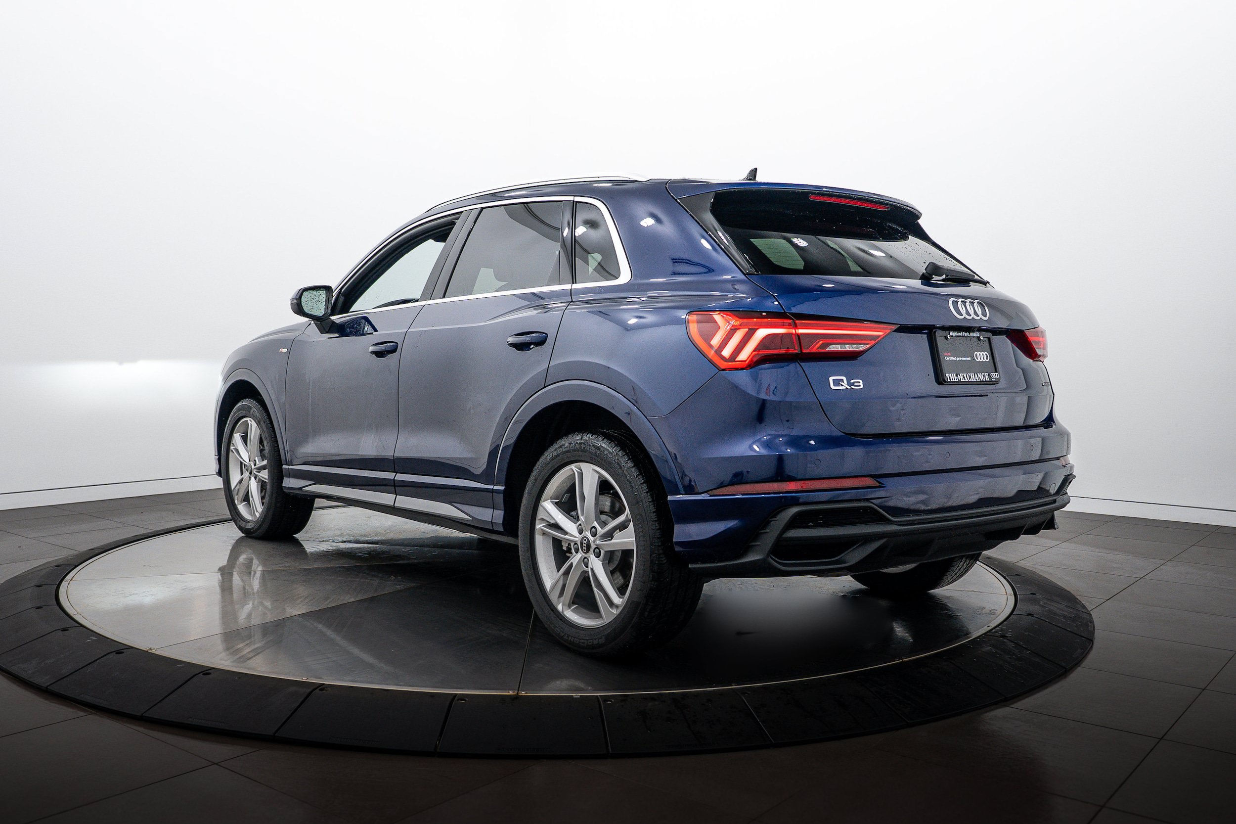 Certified 2023 Audi Q3 2.0T Premium Plus w/ Premium Plus Package AWD/4WD image 5