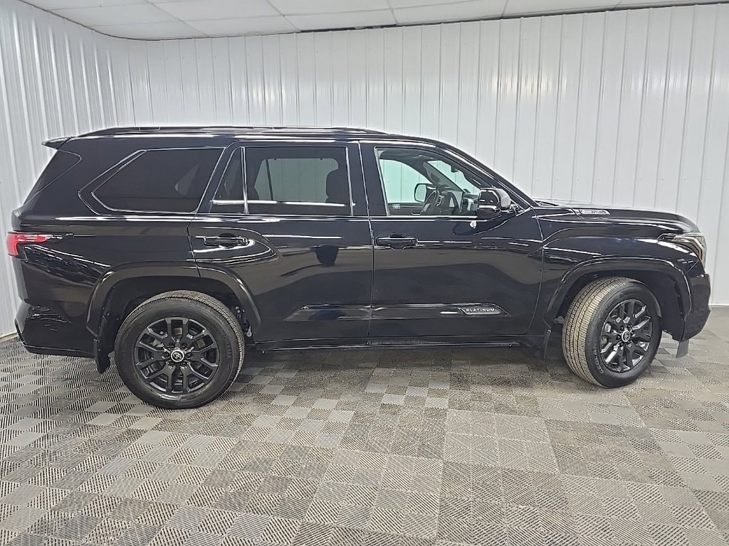 Used 2024 Toyota Sequoia Platinum image 2