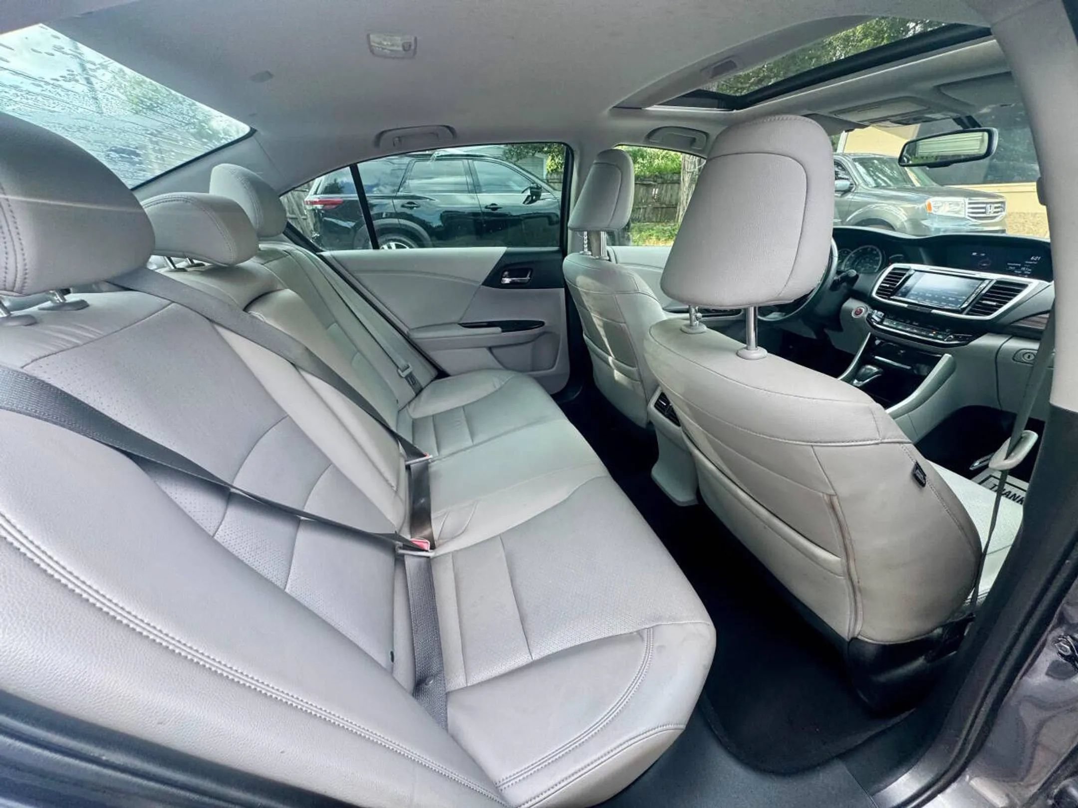 Used 2017 Honda Accord EX-L image 15