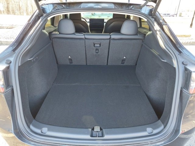 Used 2025 Tesla Model Y Long Range image 33