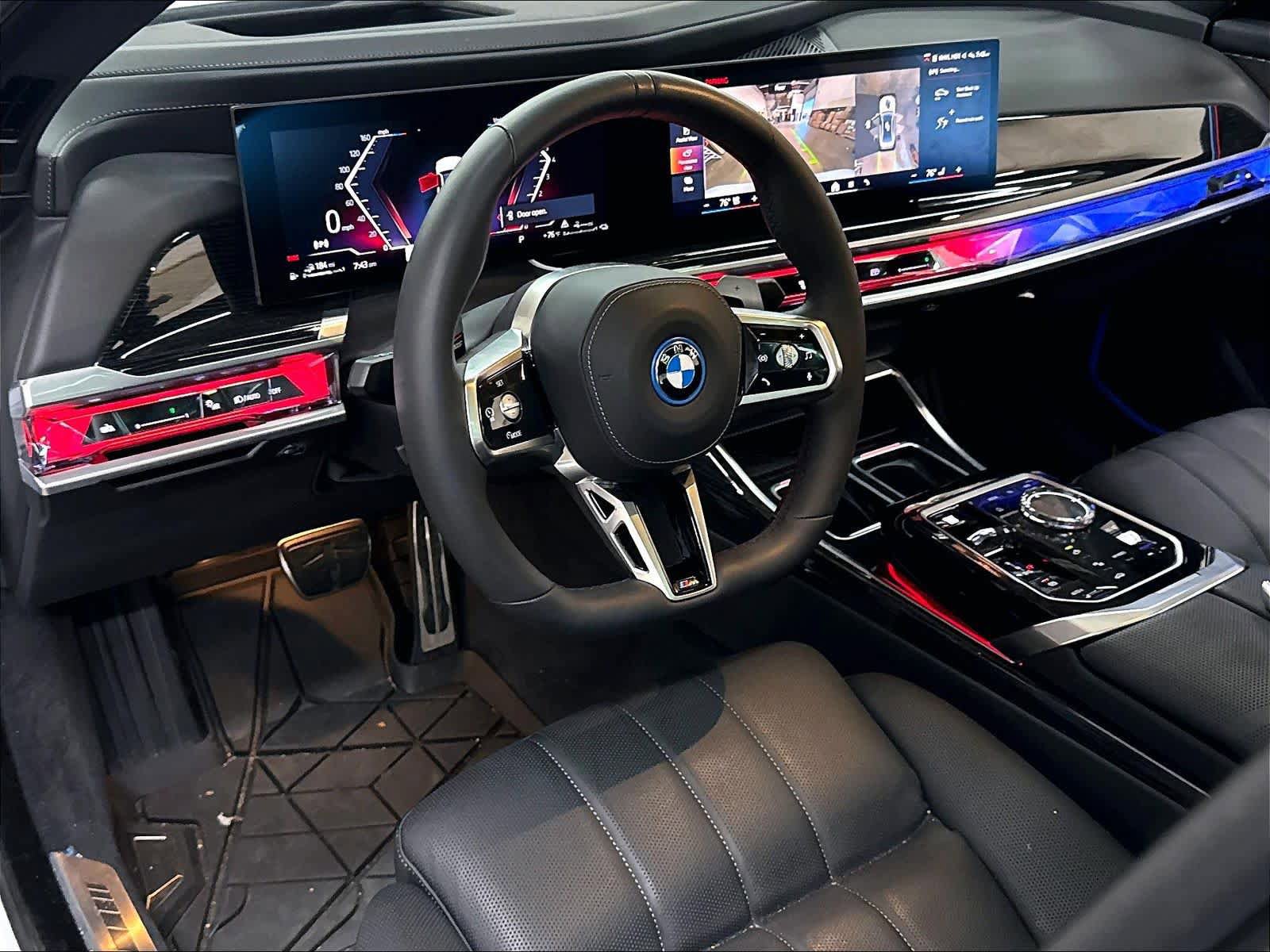 Used 2026 BMW 750e xDrive w/ Executive Package AWD/4WD image 16
