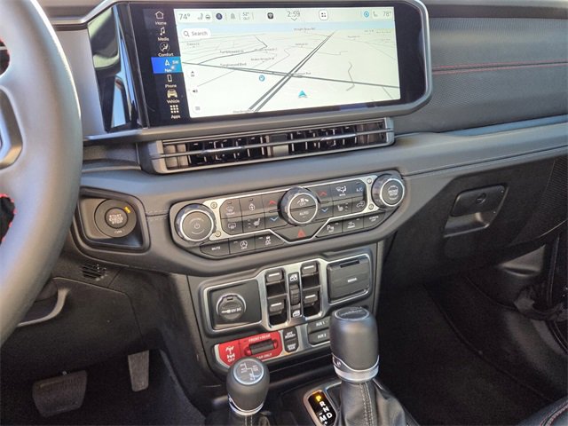 Used 2024 Jeep Gladiator Rubicon image 32