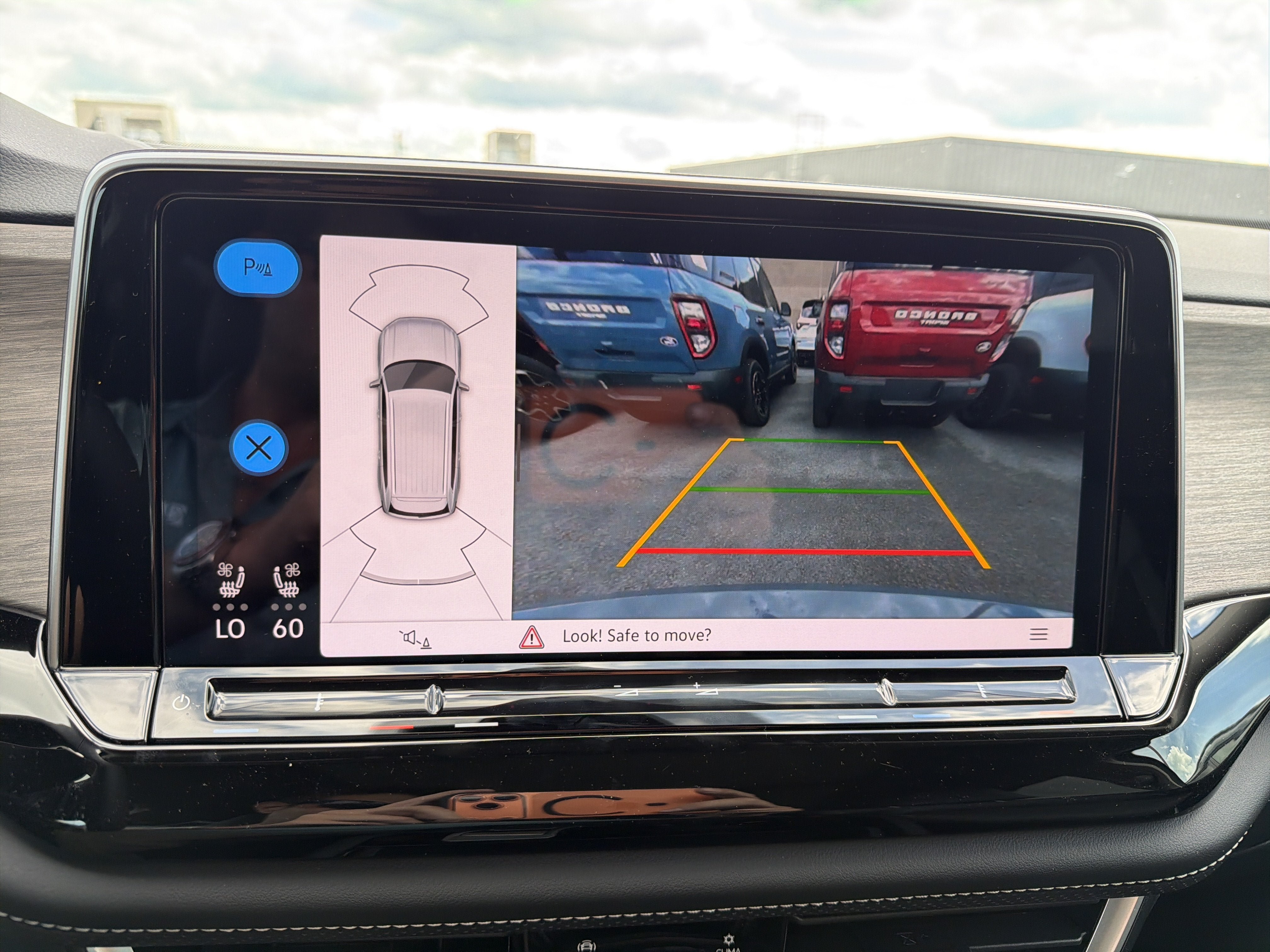 New 2026 Volkswagen Atlas SEL AWD/4WD image 18