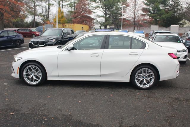 Used 2025 BMW 330i xDrive Sedan w/ M Sport Package image 5
