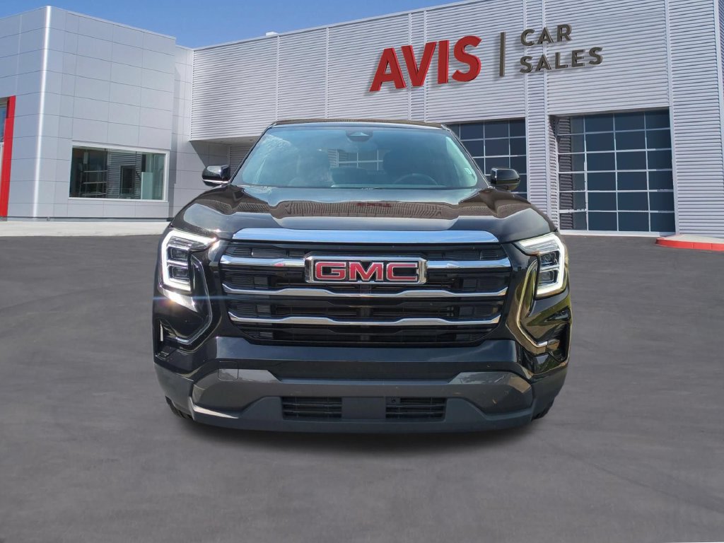 Used 2026 GMC Terrain Elevation FWD image 2