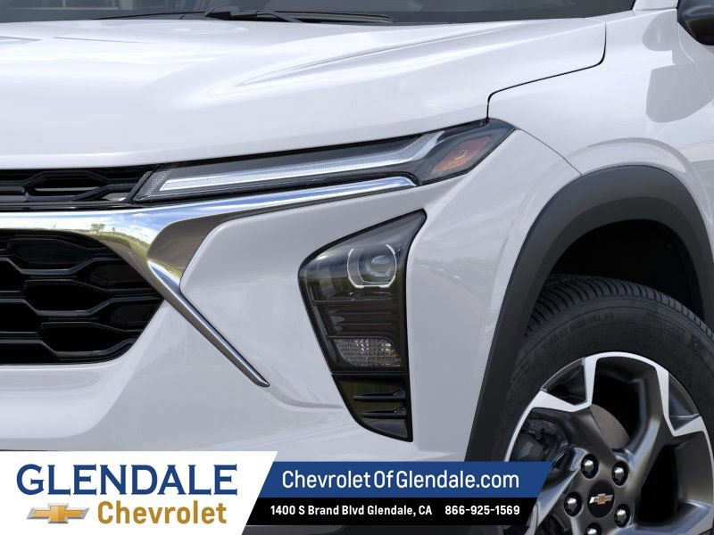 New 2026 Chevrolet Trax LT w/ Driver Confidence Package image 10