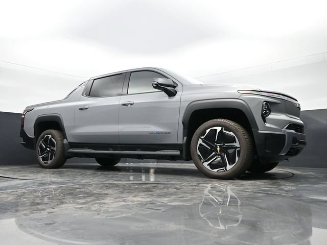 New 2026 Chevrolet Silverado EV LT AWD/4WD image 35