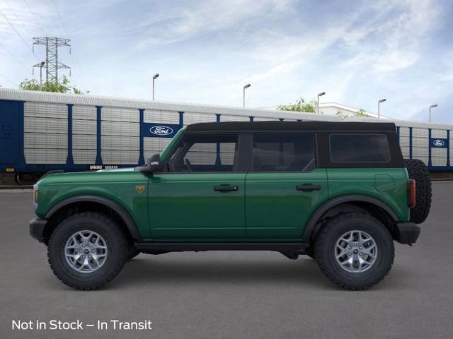 New 2025 Ford Bronco Badlands image 3