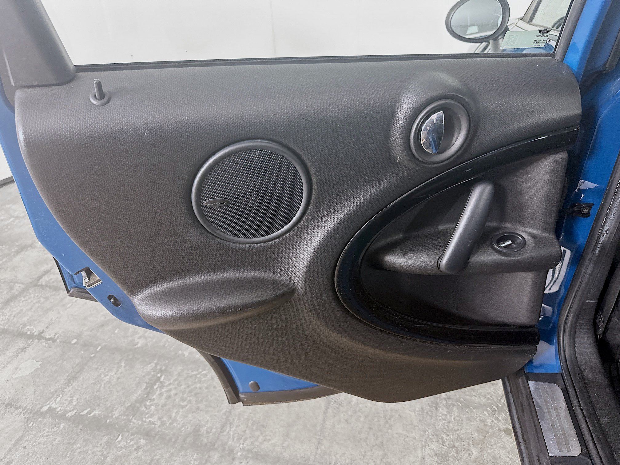 Used 2011 MINI Cooper Countryman FWD image 24