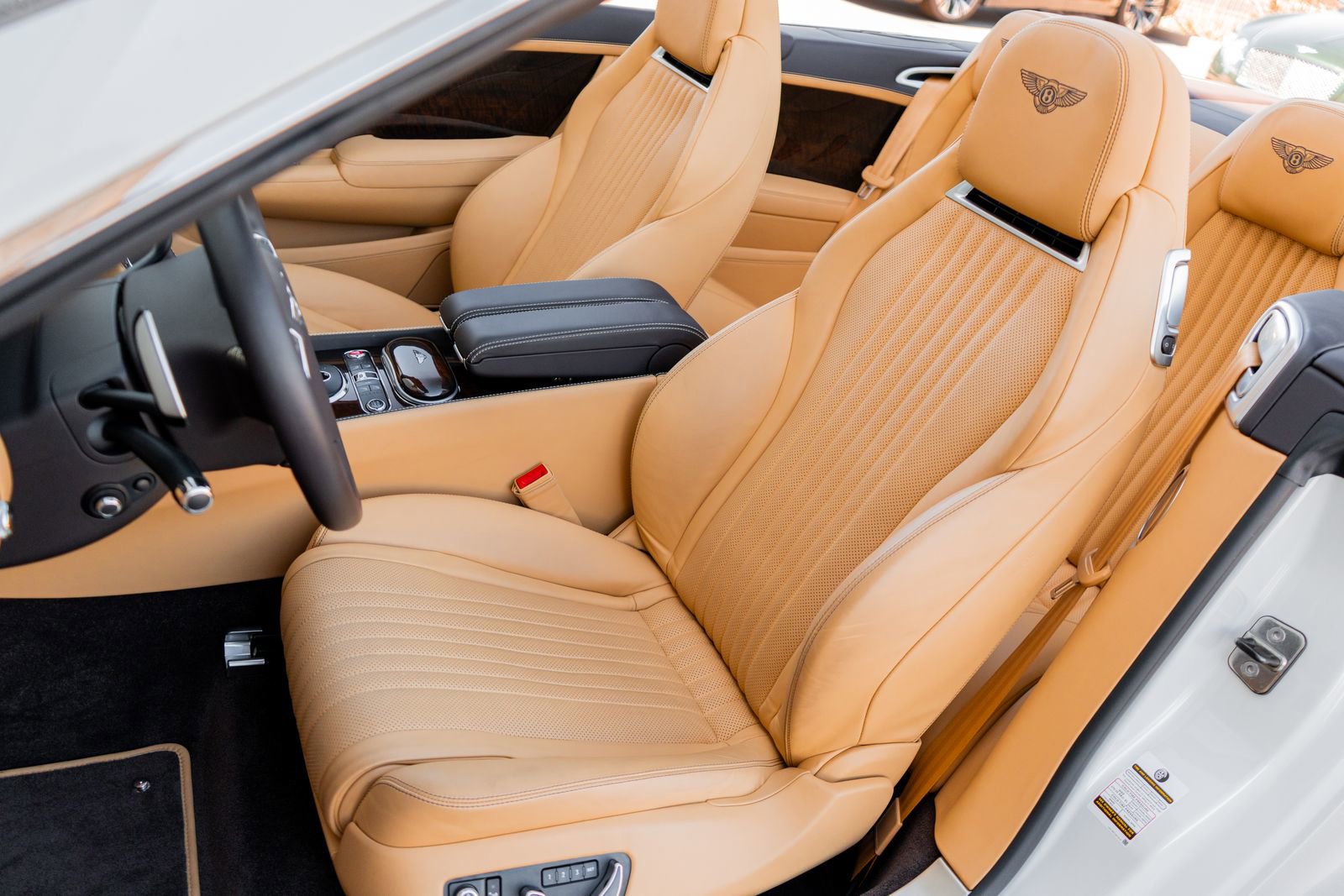 Used 2016 Bentley Continental GT image 25