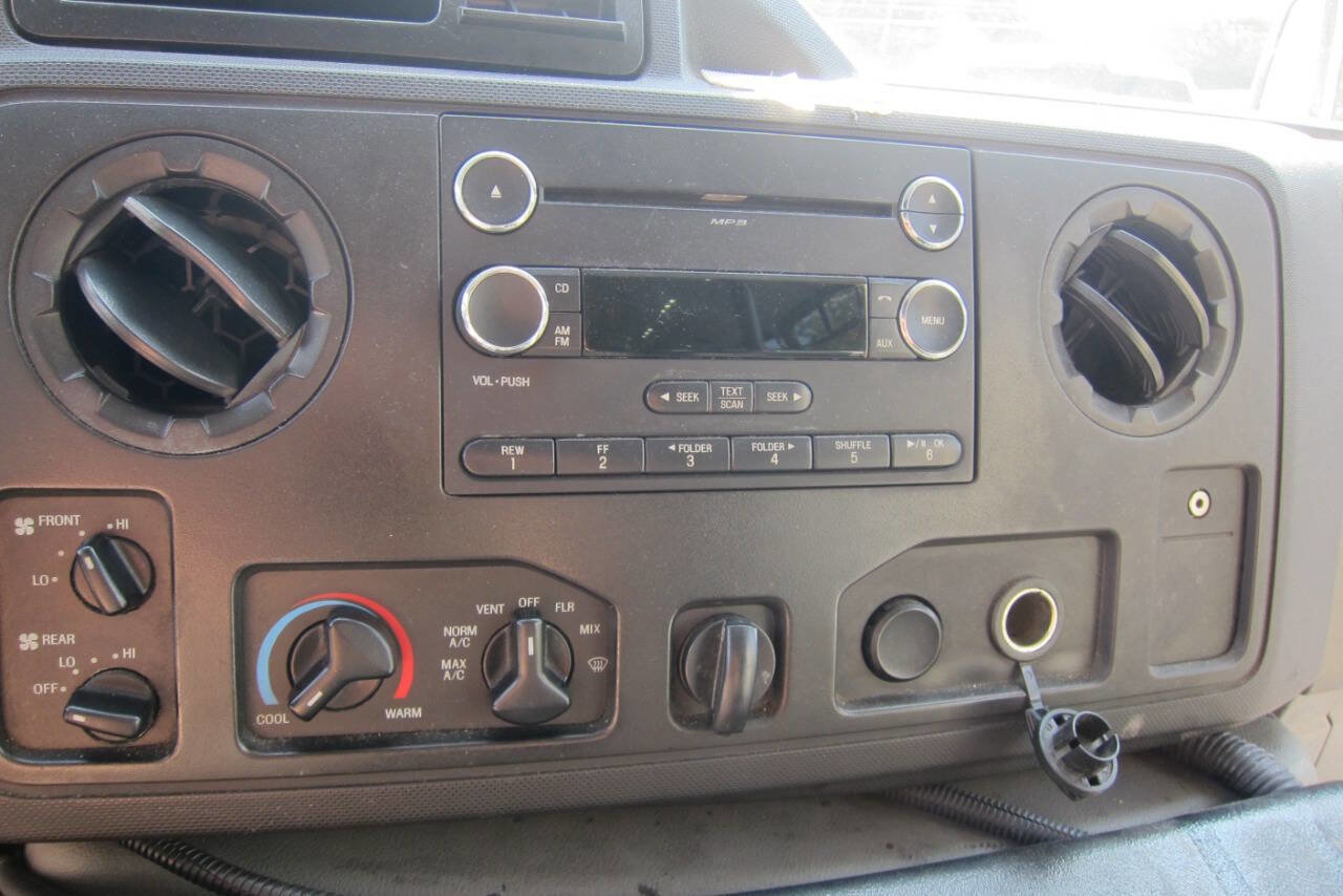 Used 2014 Ford E-450 and Econoline 450 Super Duty w/ Shuttle Bus Prep Package image 17