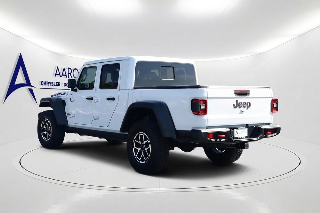 Used 2025 Jeep Gladiator Rubicon w/ Convenience Group AWD/4WD image 7