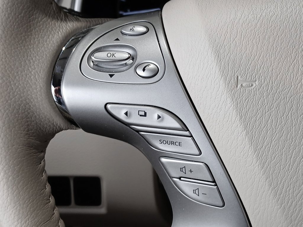 Used 2017 Nissan Murano Platinum w/ Platinum Technology Package image 28