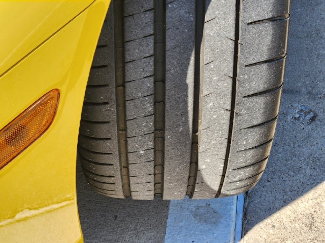 Used 2006 Chevrolet Corvette Convertible w/ Preferred Equipment Group RWD image 16