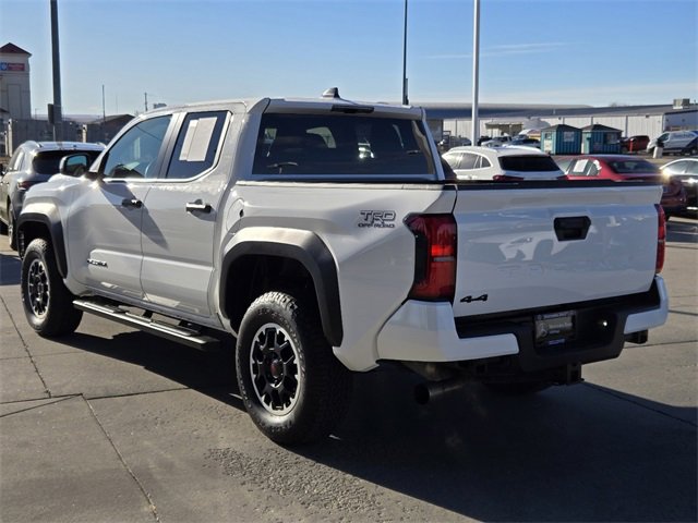 Used 2024 Toyota Tacoma TRD Off-Road image 12