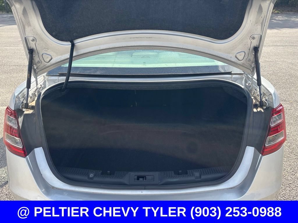 Used 2016 Ford Taurus SEL w/ Equipment Group 201A FWD image 20