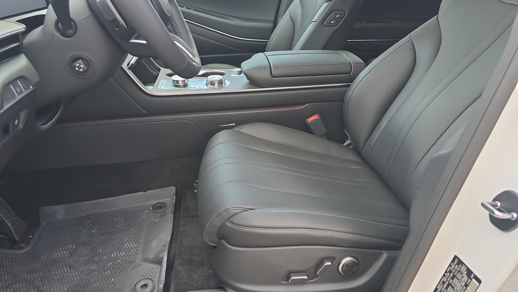 New 2026 Genesis GV80 2.5T Select AWD/4WD image 13