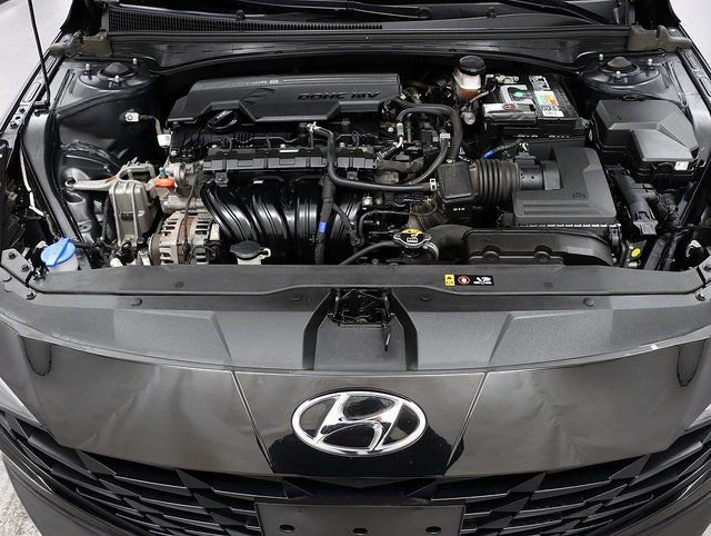 Used 2022 Hyundai Elantra SEL w/ Convenience Package image 27