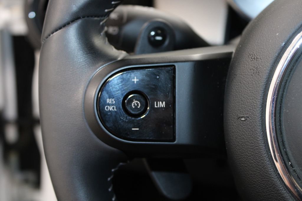 Used 2024 MINI Cooper S image 18