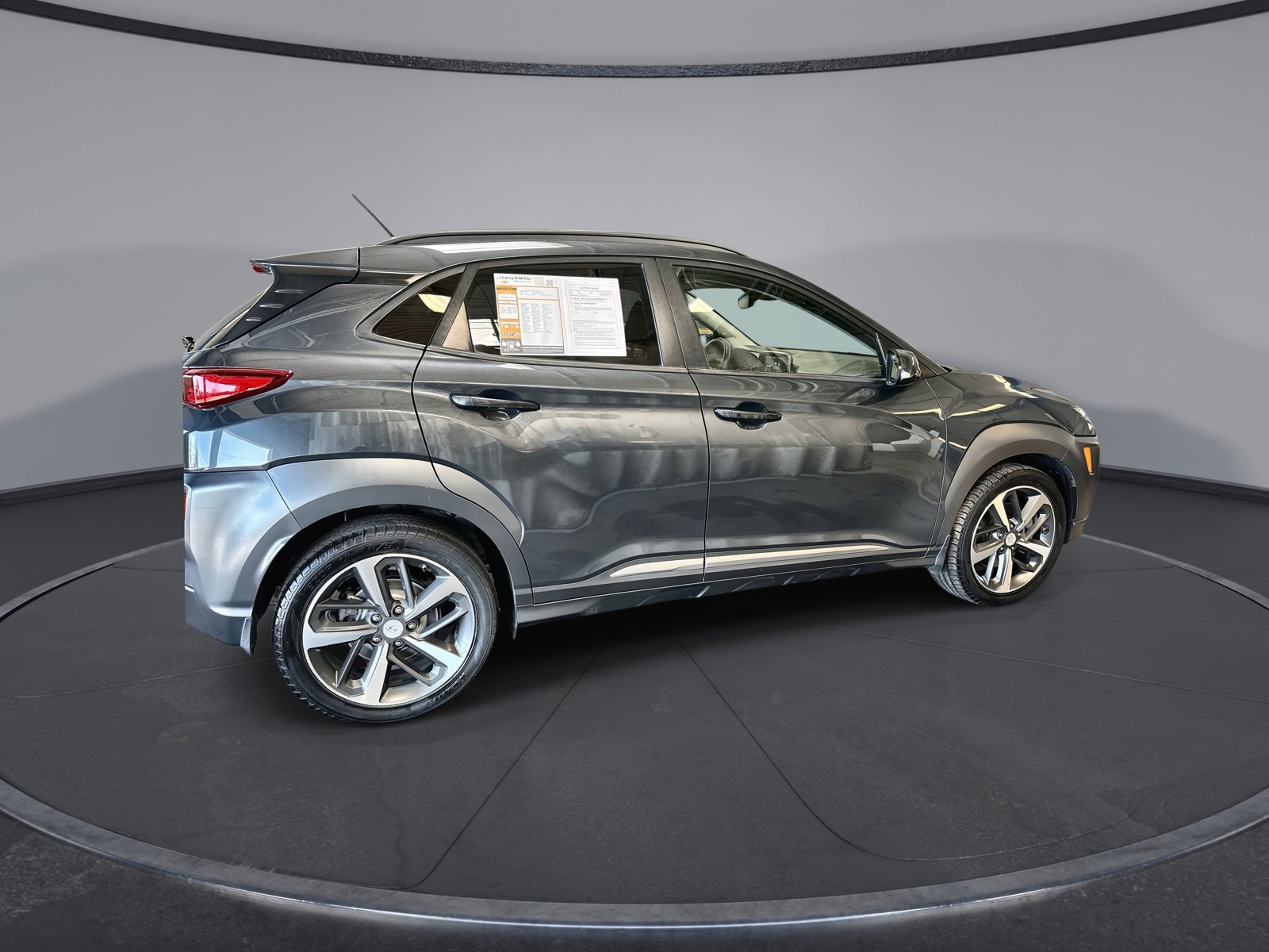 Used 2018 Hyundai Kona Limited image 9