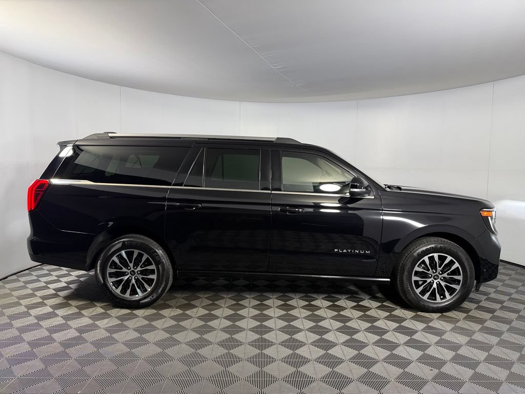 Used 2025 Ford Expedition Max Platinum AWD/4WD image 5
