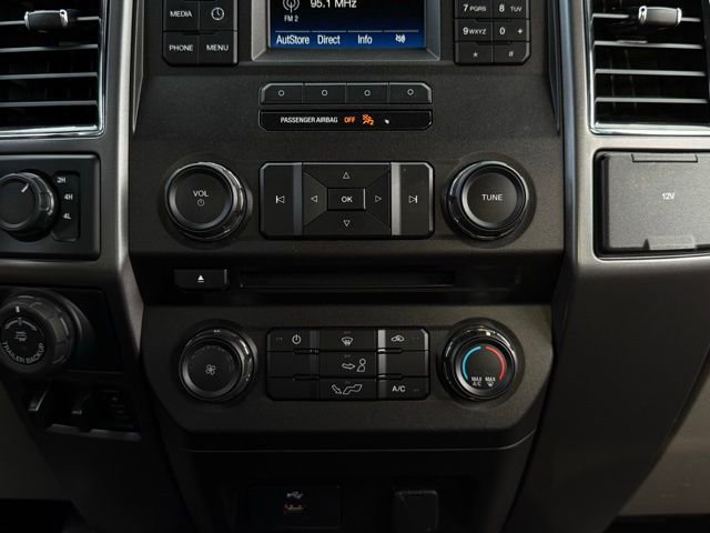 Used 2017 Ford F150 XLT w/ XTR Package image 24