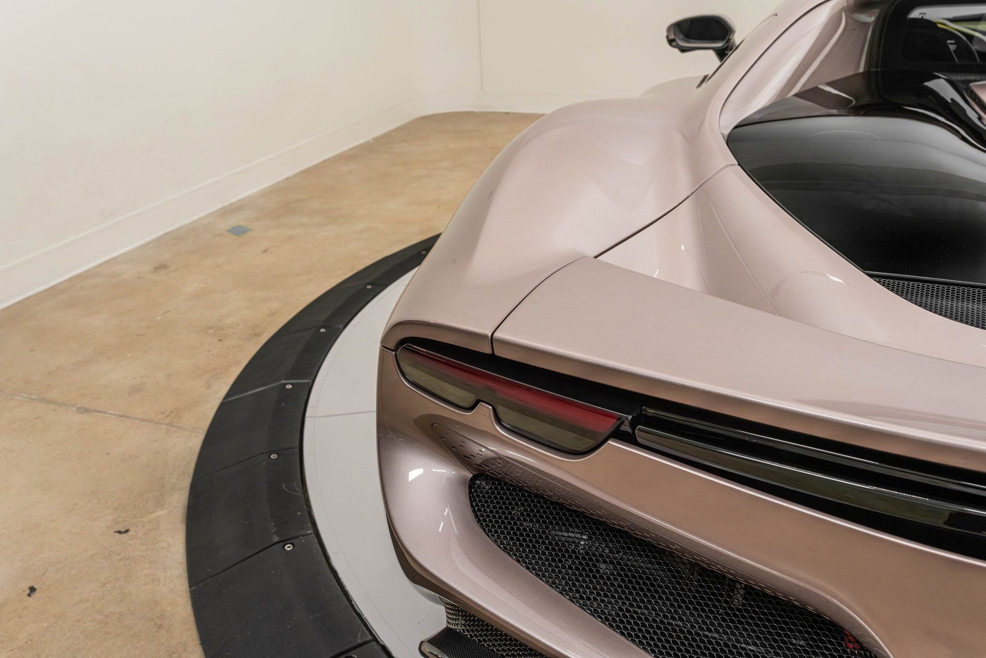 Certified 2025 Ferrari 296 GTB image 82