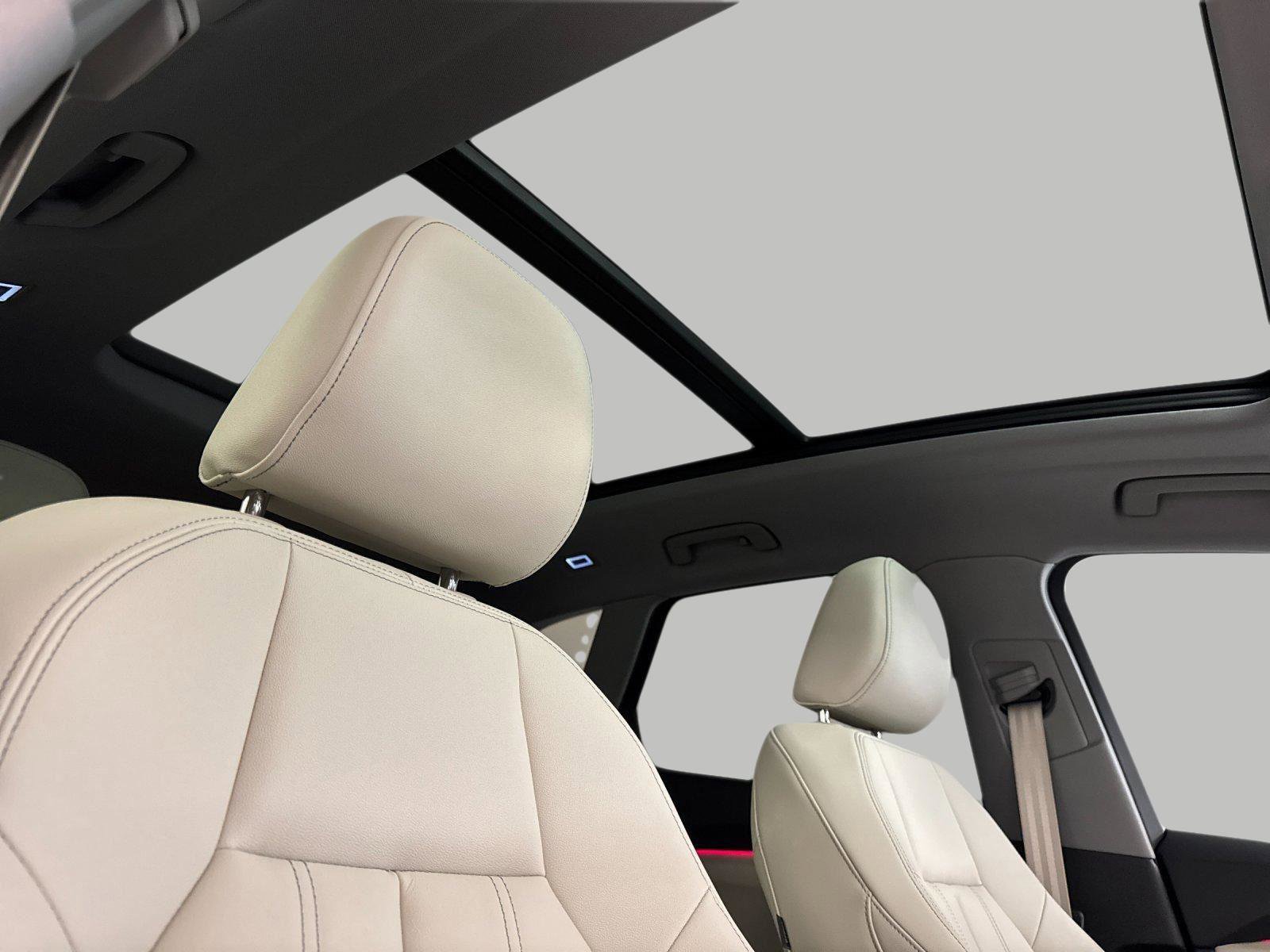 Certified 2025 Audi Q5 Premium w/ Convenience Package image 17