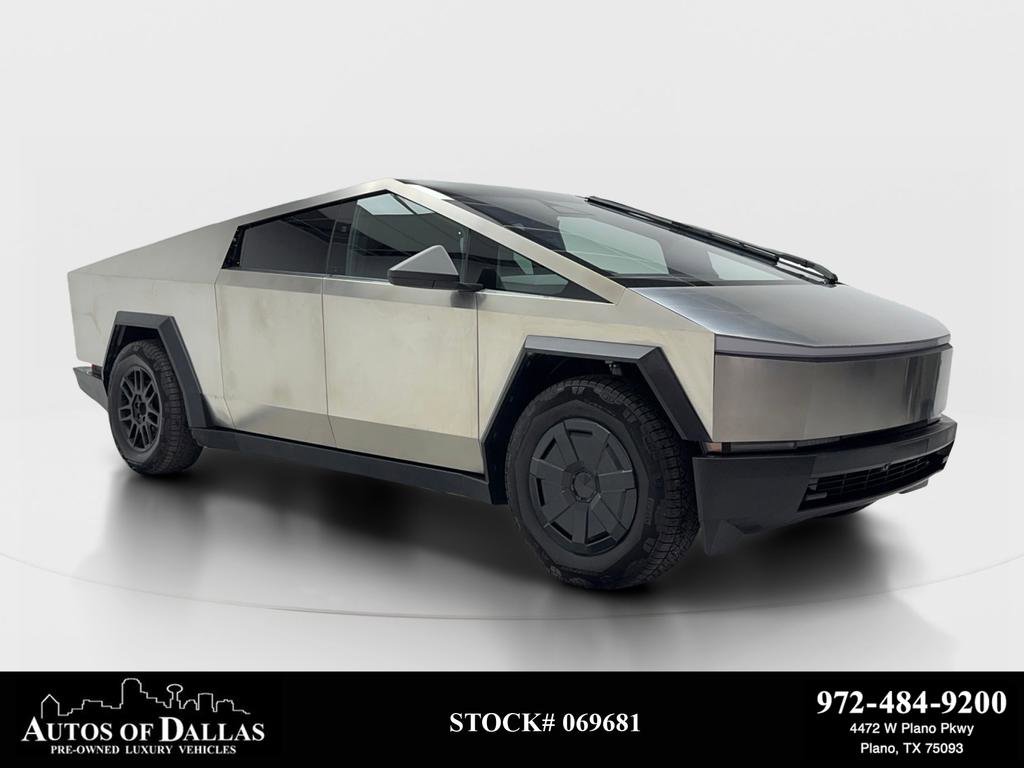 Used 2025 Tesla Cybertruck AWD Crew Cab image 1